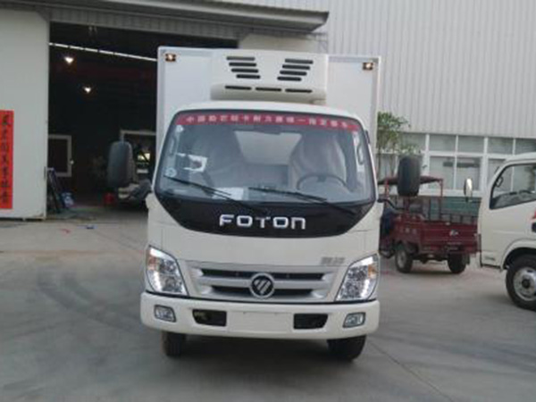 福田奧鈴6.1米貨廂冷藏車(chē)