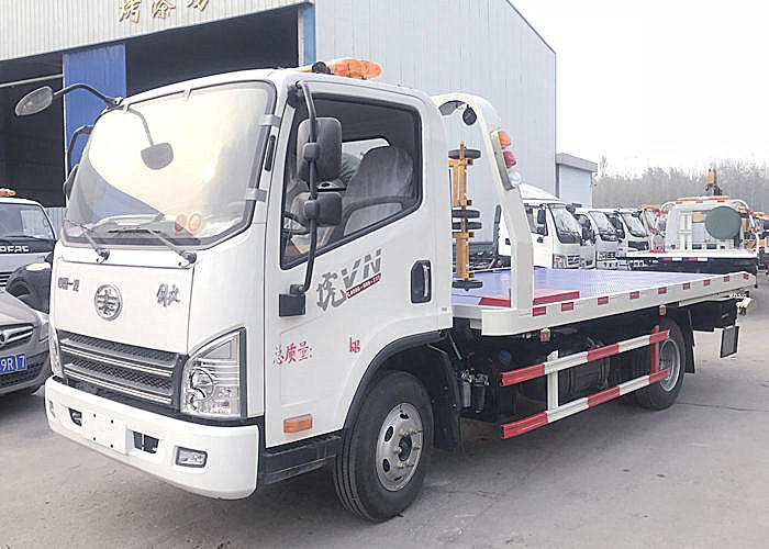 解放虎VN藍(lán)牌清障車報價，用戶已發(fā)車！