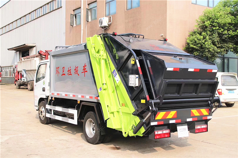 國六東風(fēng)多利卡D6壓縮垃圾車